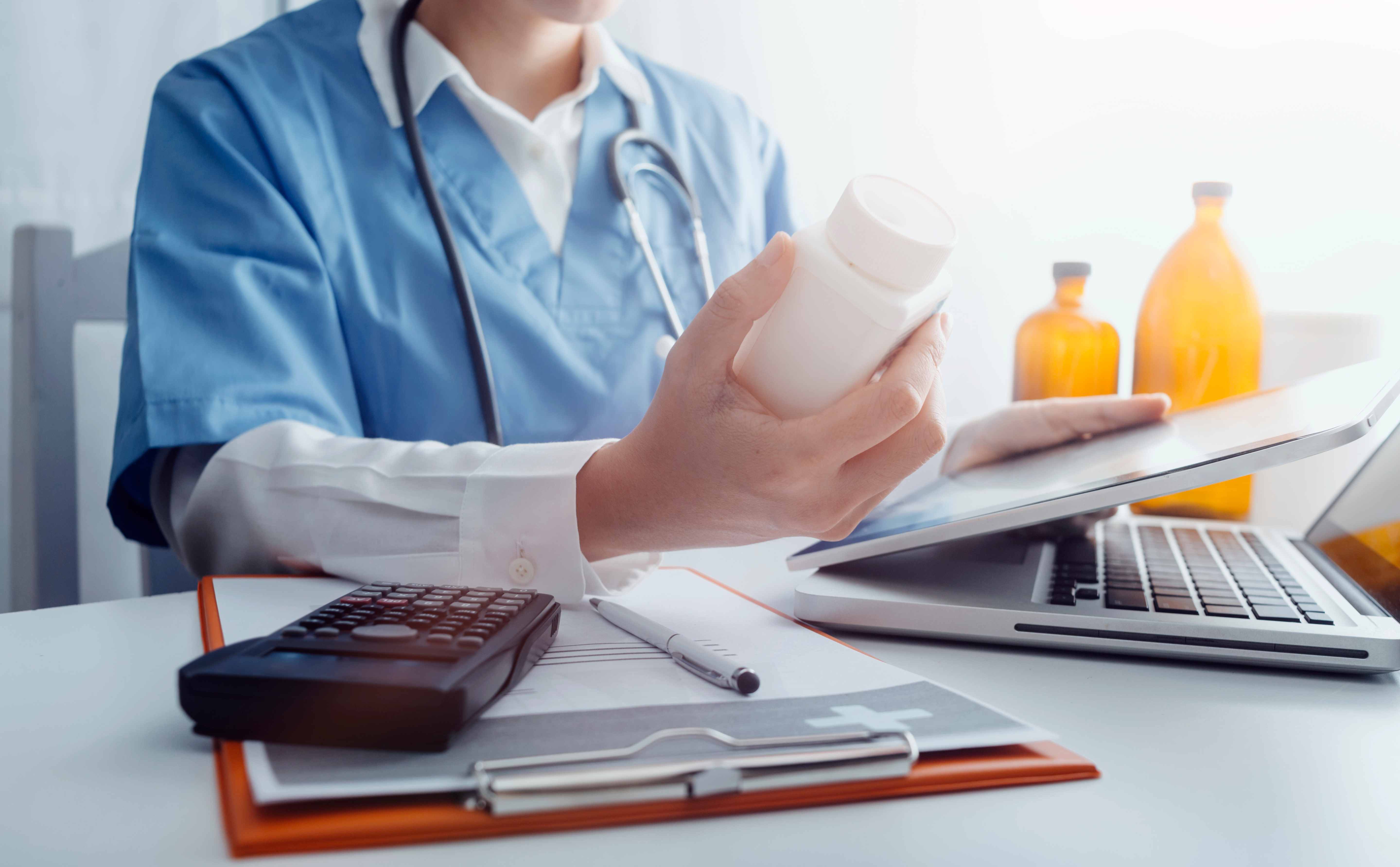 Кто может претендовать на налоговый вычет за лечение