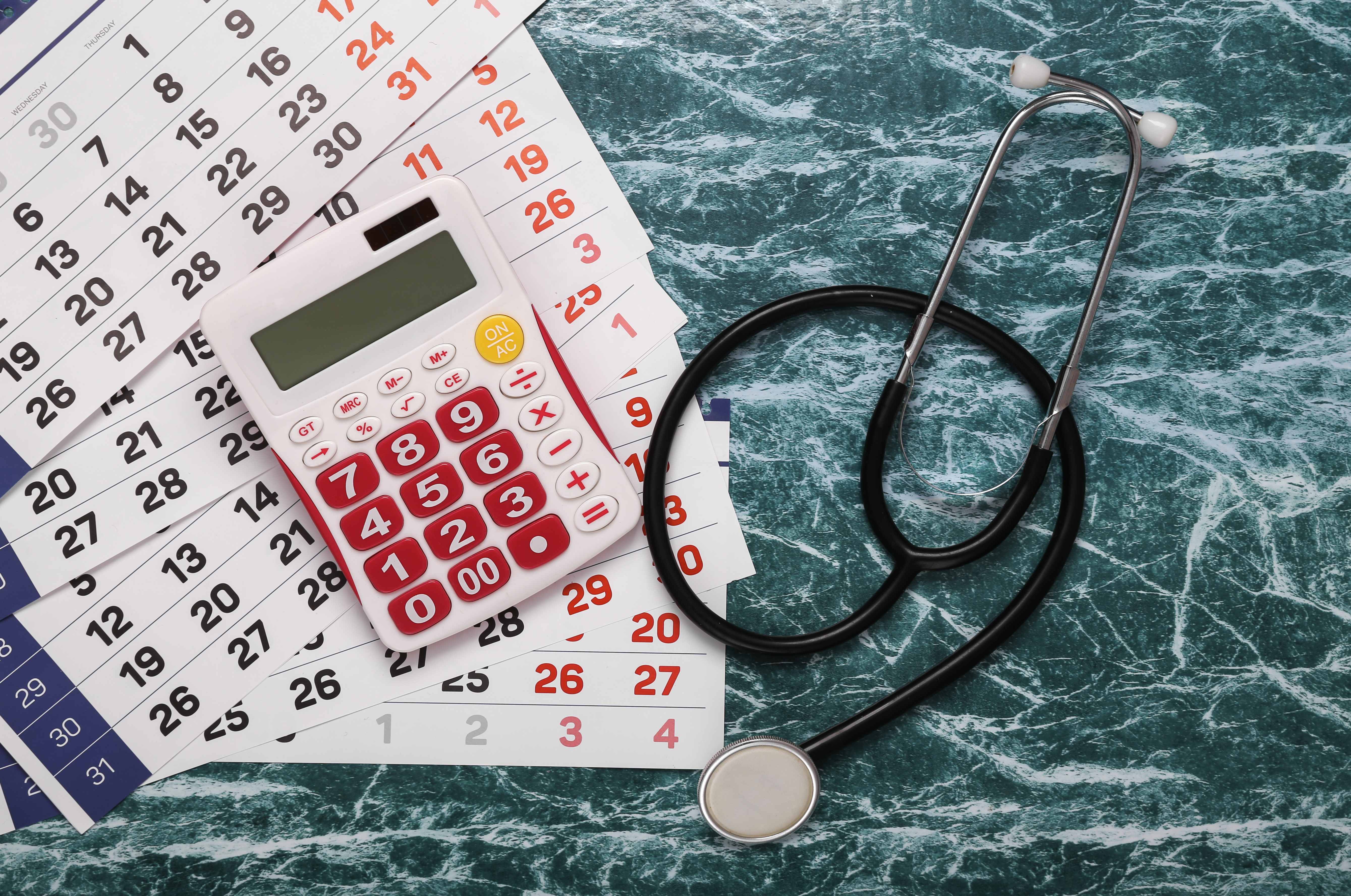 Сколько дней можно находиться на больничном и как это регулируется