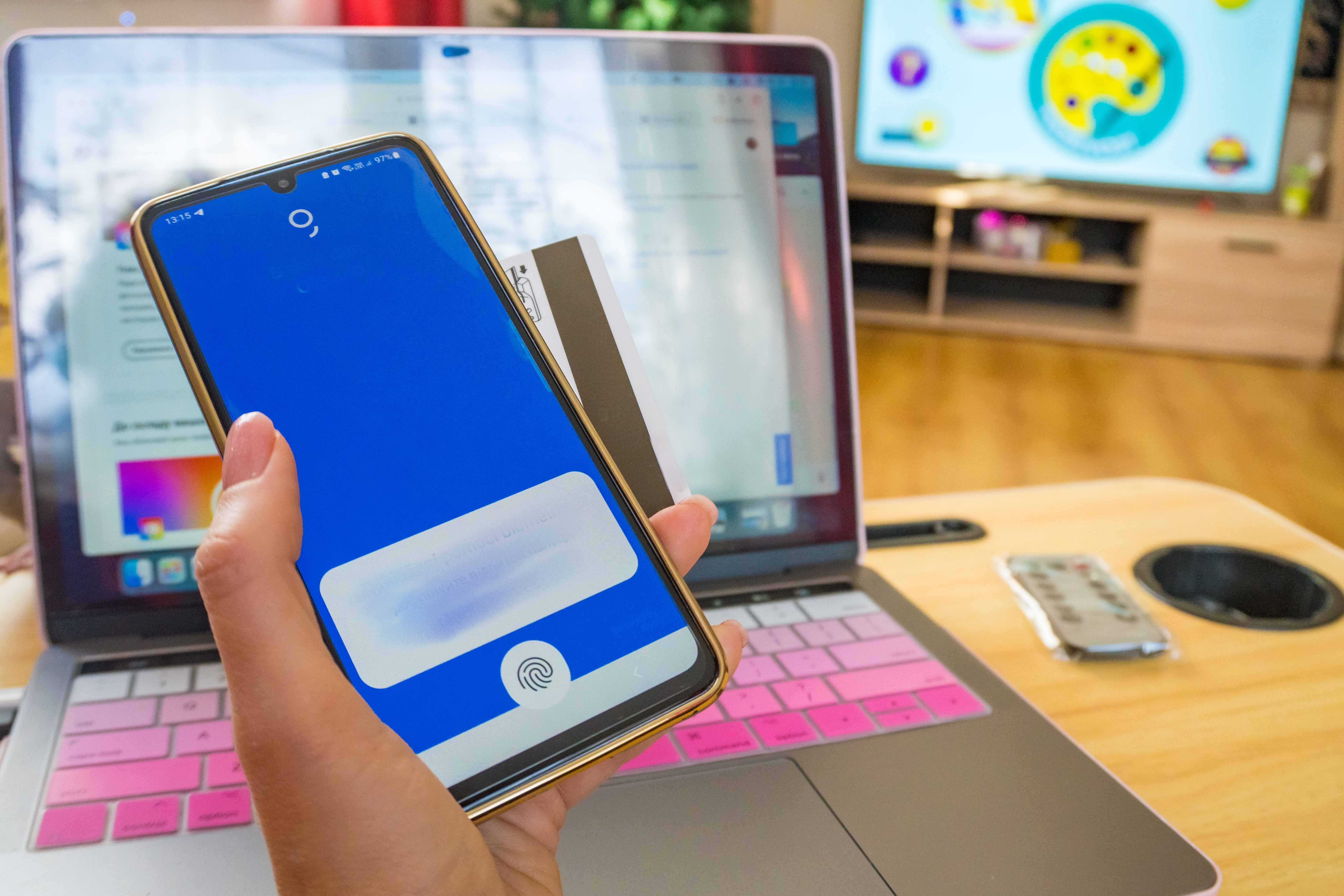 Отличия полной версии «ВКонтакте» от мобильной